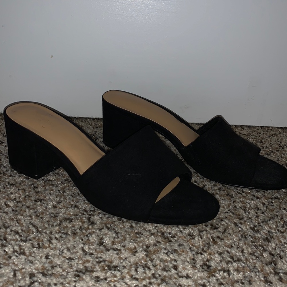 Black low heels